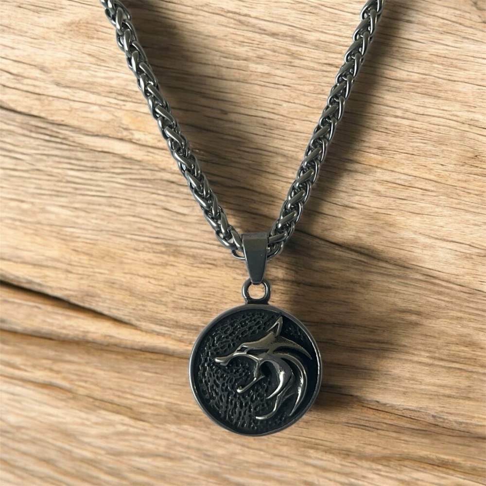 Silver hypoallergenic 316L Surgical Stainless Steel Biker Wolf Pendant Necklace